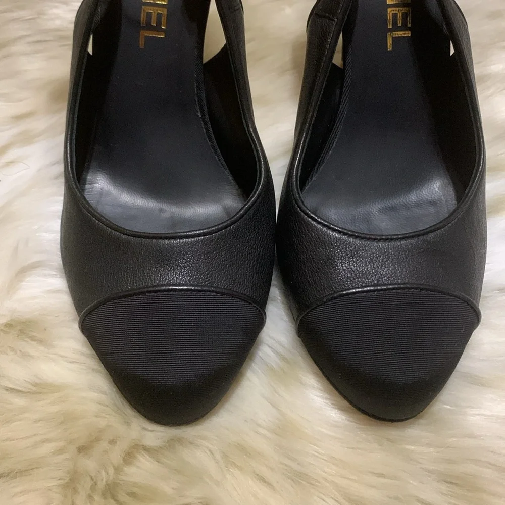 Chanel Slingback Heels 👠 - Picture 3 of 10